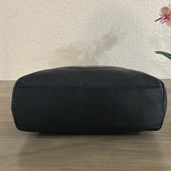 Coach F18336 Laura Signature In Black Leather Tote Purse - Picture 8 of 11